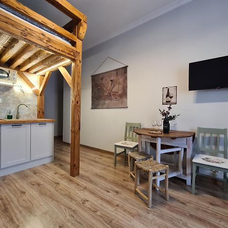 Apartament Starówka 9 Apartment Torun Bagian luar foto