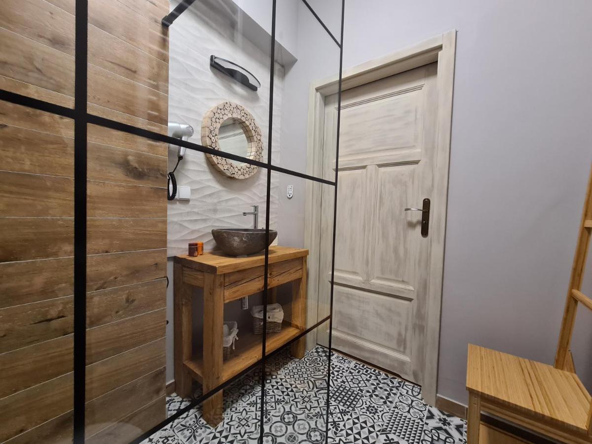 Apartament Starówka 9 Apartment Torun Bagian luar foto